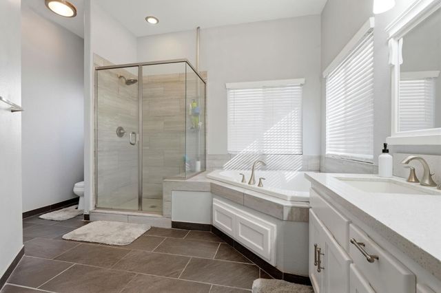 2857 E Ryan Lane, Fresno, CA 93720