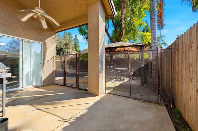 2857 E Ryan Lane, Fresno, CA 93720