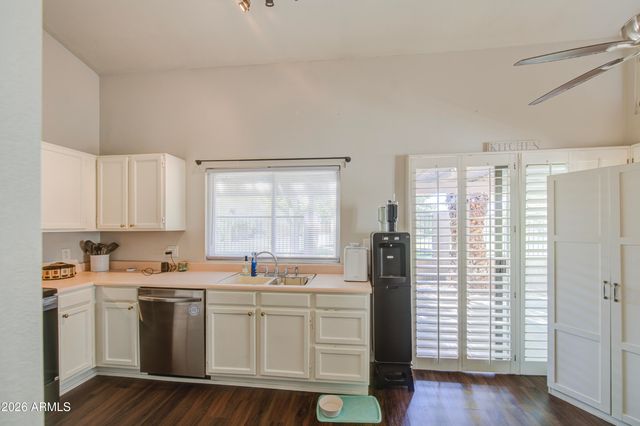 1441 W Lobster Trap Drive, Gilbert, AZ 85233