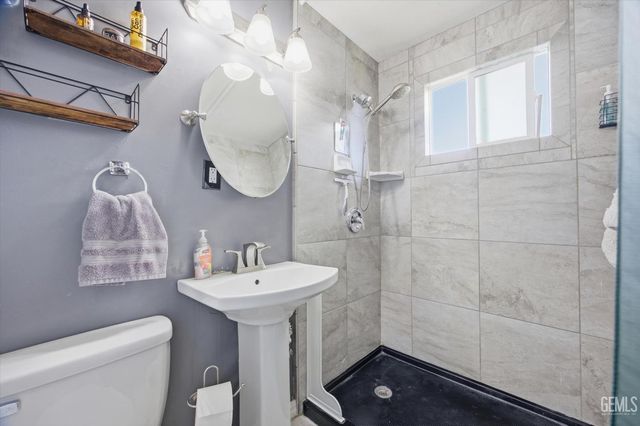 108 Curran Street, Bakersfield, CA 93309