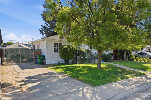 108 Curran Street, Bakersfield, CA 93309