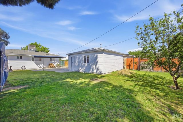 108 Curran Street, Bakersfield, CA 93309