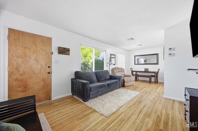 108 Curran Street, Bakersfield, CA 93309