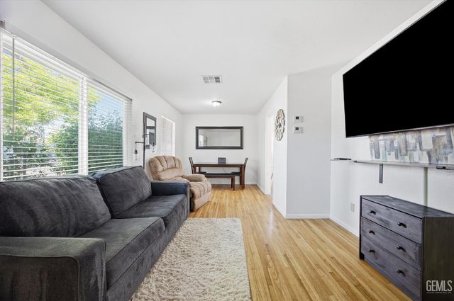 108 Curran Street, Bakersfield, CA 93309