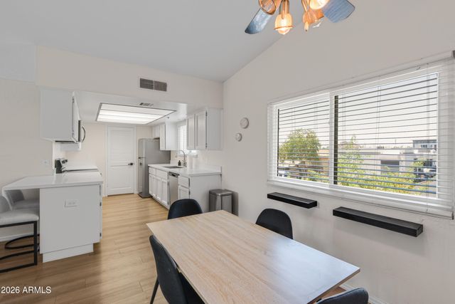 3031 N CIVIC CENTER Plaza 307, Scottsdale, AZ 85251