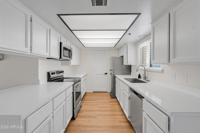 3031 N CIVIC CENTER Plaza 307, Scottsdale, AZ 85251