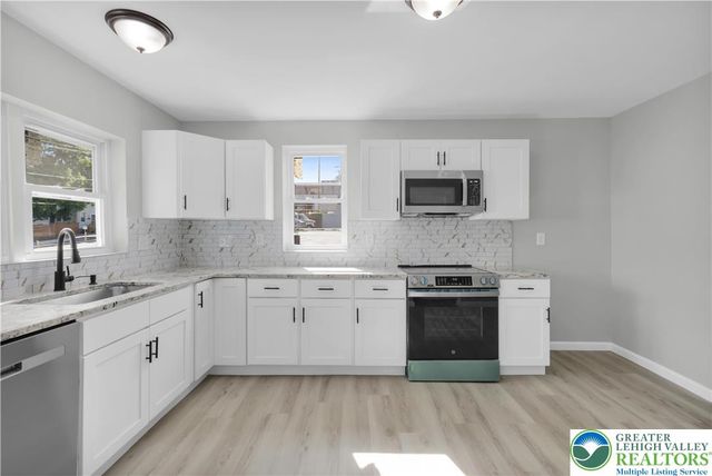 61 North locust Street, Easton, PA 18042