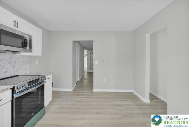 61 North locust Street, Easton, PA 18042