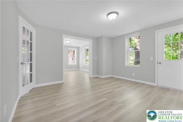 61 North locust Street, Easton, PA 18042