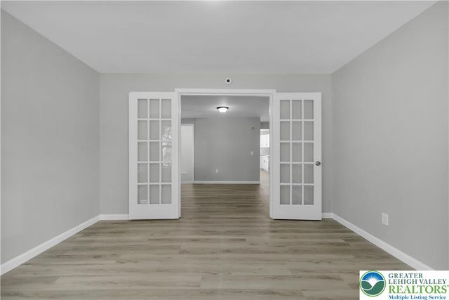 61 North locust Street, Easton, PA 18042