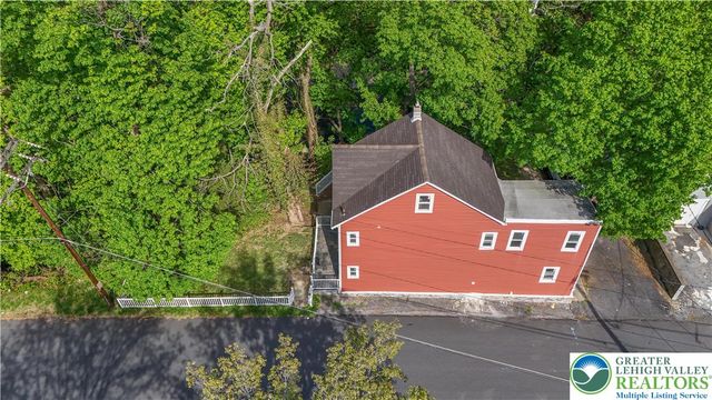 61 North locust Street, Easton, PA 18042
