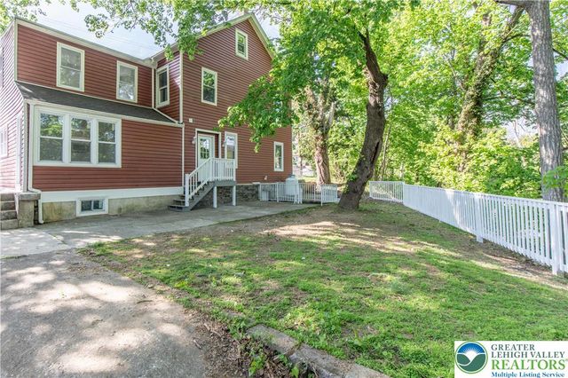 61 North locust Street, Easton, PA 18042