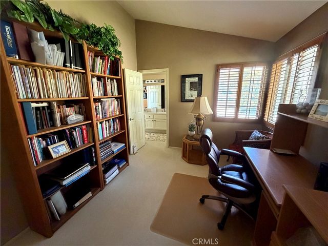 28742 Mauch, Saugus, CA 91390