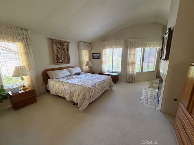 28742 Mauch, Saugus, CA 91390