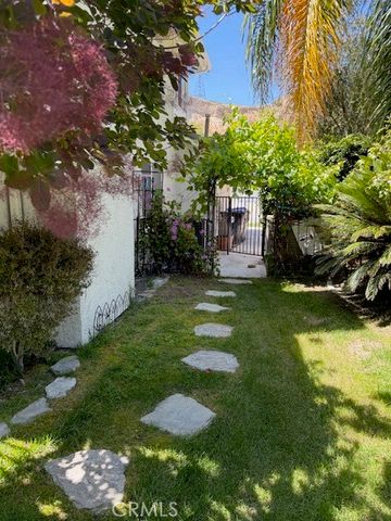 28742 Mauch, Saugus, CA 91390