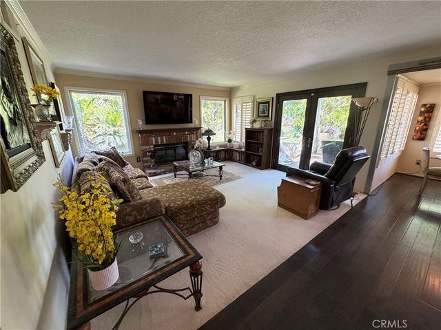 28742 Mauch, Saugus, CA 91390