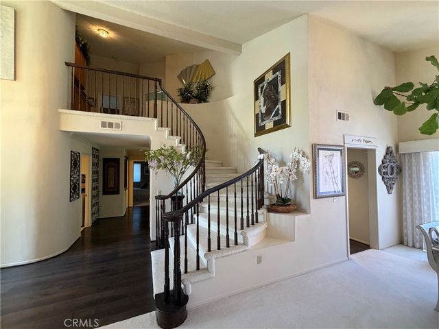 28742 Mauch, Saugus, CA 91390