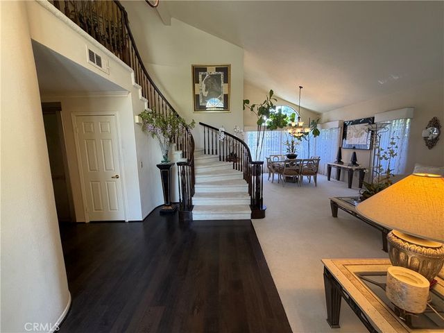 28742 Mauch, Saugus, CA 91390