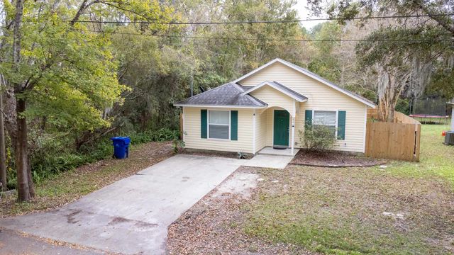 841 Helen St, St Augustine, FL 32084