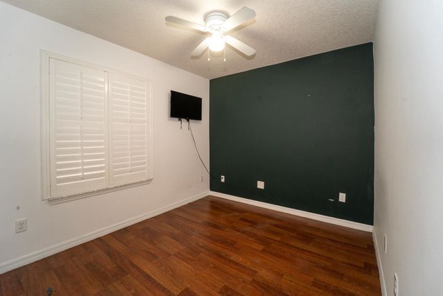 841 Helen St, St Augustine, FL 32084