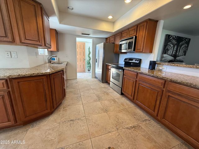 10416 W PRAIRIE HILLS Circle, Sun City, AZ 85351