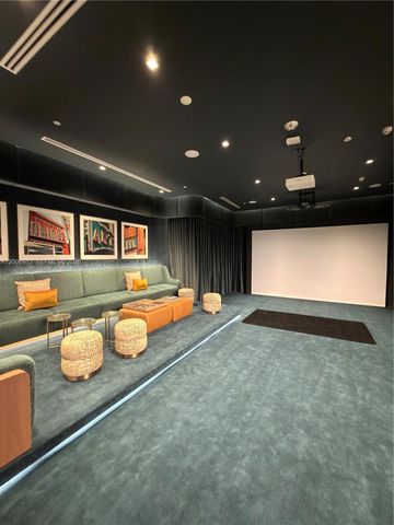 77 SE 5th St 1602, Miami, FL 33131