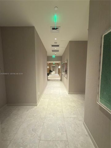 77 SE 5th St 1602, Miami, FL 33131