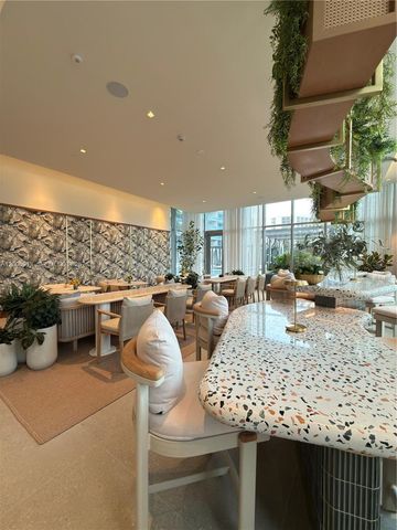 77 SE 5th St 1602, Miami, FL 33131