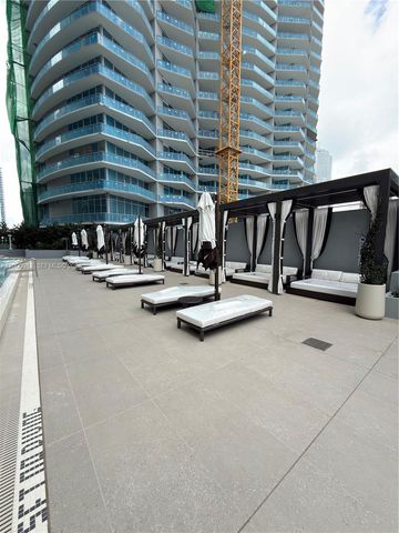 77 SE 5th St 1602, Miami, FL 33131