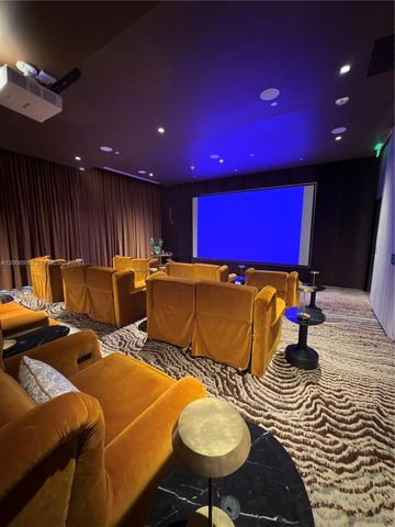 77 SE 5th St 1602, Miami, FL 33131