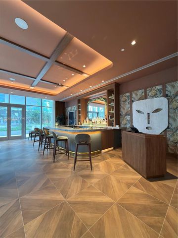 77 SE 5th St 1602, Miami, FL 33131