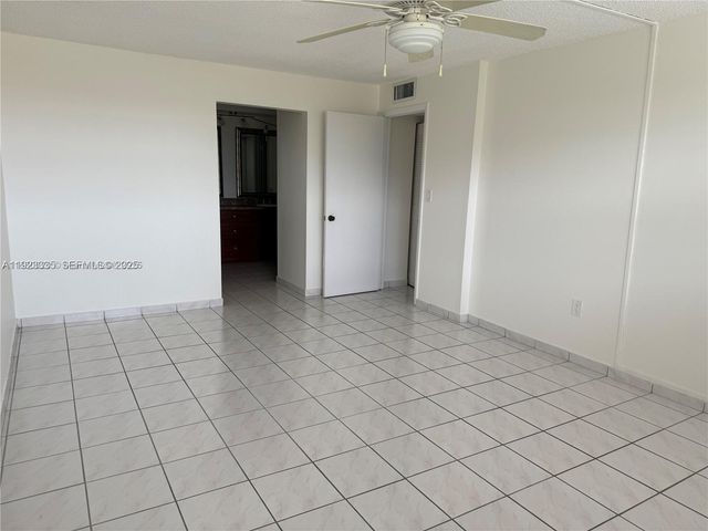 14250 SW 62nd 524, Miami, FL 33183
