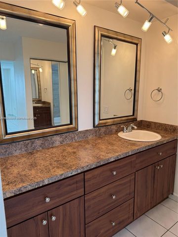 14250 SW 62nd 524, Miami, FL 33183