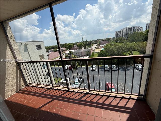 14250 SW 62nd 524, Miami, FL 33183