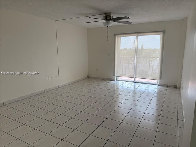 14250 SW 62nd 524, Miami, FL 33183