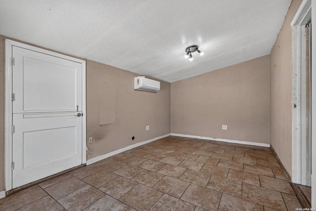 158 LELANI ST, San Antonio, TX 78242