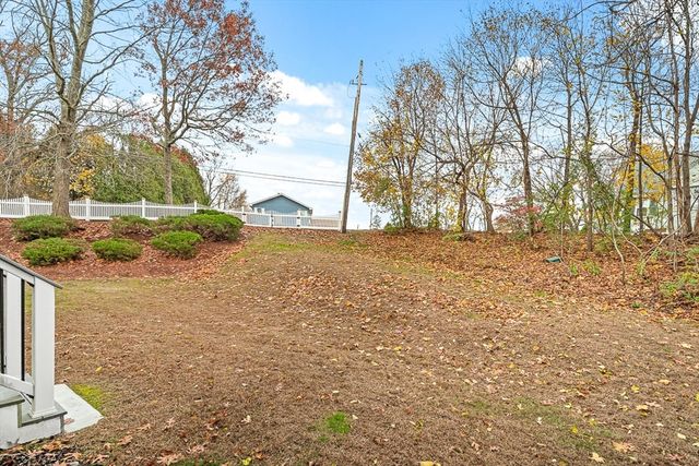 101 Donohue Rd 3, Dracut, MA 01826