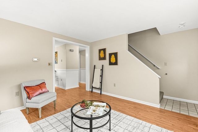 101 Donohue Rd 3, Dracut, MA 01826