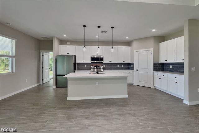 16387 Alcira CIR, Punta Gorda, FL 33955