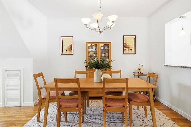 41 Cross St, Winchester, MA 01890