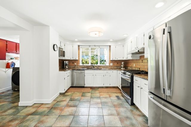 41 Cross St, Winchester, MA 01890