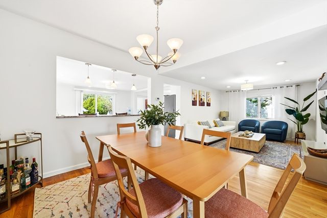 41 Cross St, Winchester, MA 01890