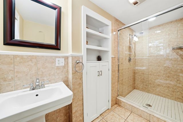 41 Cross St, Winchester, MA 01890