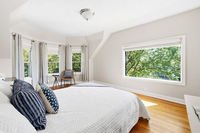 41 Cross St, Winchester, MA 01890