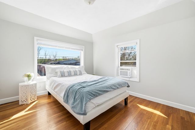 41 Cross St, Winchester, MA 01890