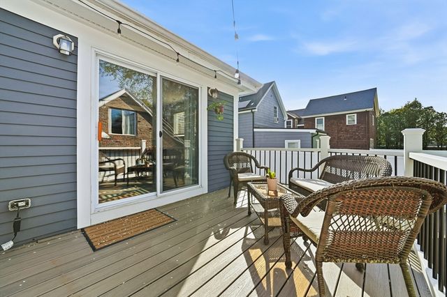 41 Cross St, Winchester, MA 01890
