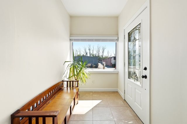 41 Cross St, Winchester, MA 01890