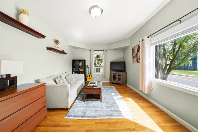 41 Cross St, Winchester, MA 01890
