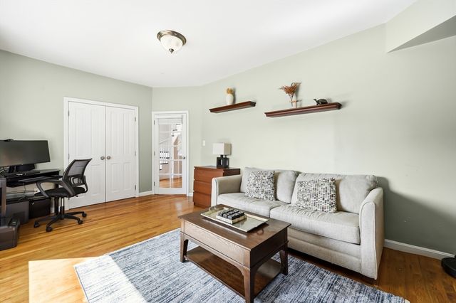 41 Cross St, Winchester, MA 01890