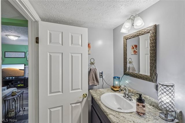 9632 Omega Court, Mentor, OH 44060